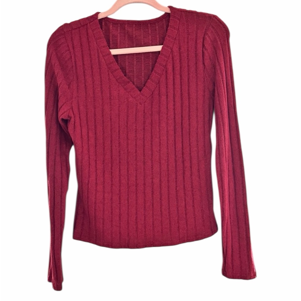 Women’s V Neck Semi Cropped Sweater - Soft Feel - Size Large - New Without Tags